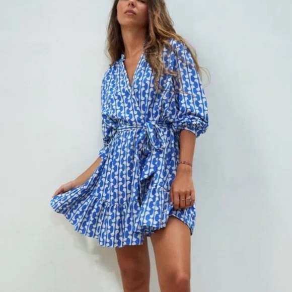 Zara Paula Blue/White Geometric Lobg Sleeve Mini Swing Dress Size Medium - Picture 1 of 13